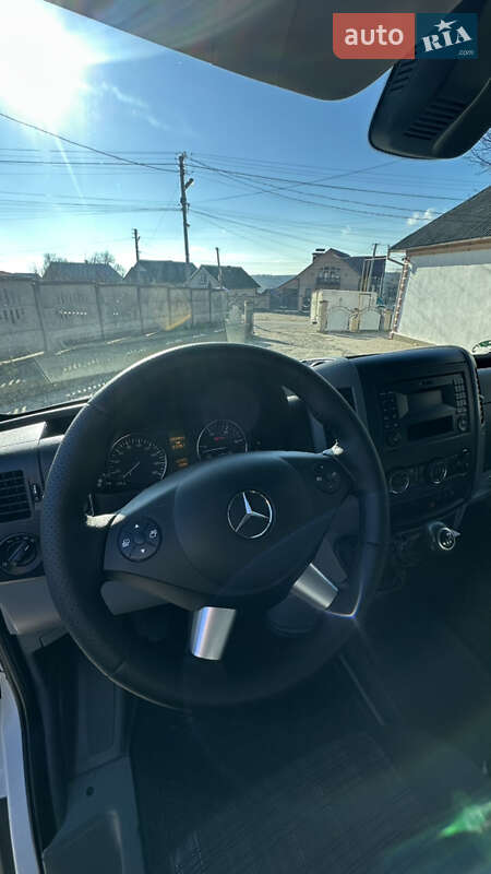 Вантажний фургон Mercedes-Benz Sprinter 2017 в Чернівцях