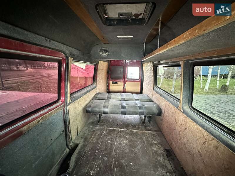 Грузопассажирский фургон Mercedes-Benz Sprinter 2005 в Черновцах