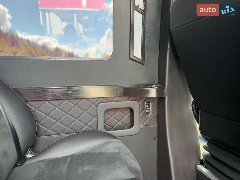 Мікровен Mercedes-Benz Sprinter 2019 в Міжгір'ї