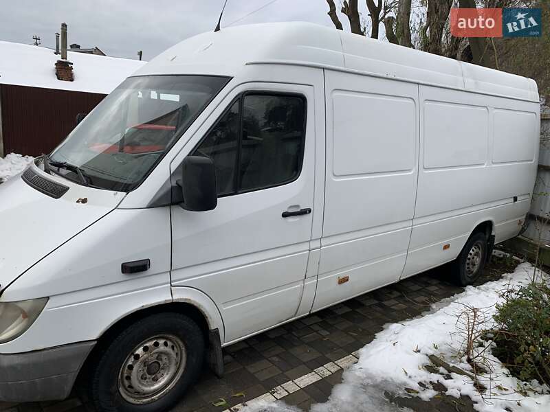 Вантажний фургон Mercedes-Benz Sprinter 2003 в Львові