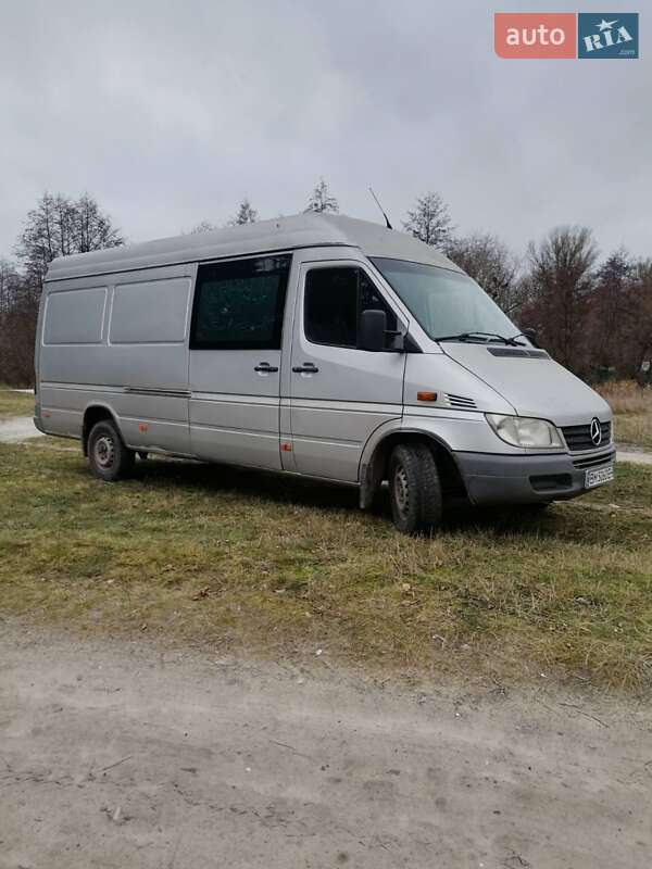 Вантажопасажирський фургон Mercedes-Benz Sprinter 2005 в Сумах фото 4 Вантажопасажирський фургон Mercedes-Benz Sprinter 2005 в Сумах