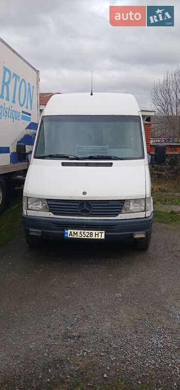 Микроавтобус Mercedes-Benz Sprinter 1998 в Звягеле