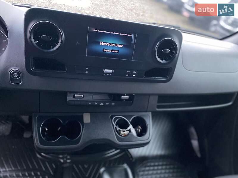 Тентованый Mercedes-Benz Sprinter 2020 в Хусте
