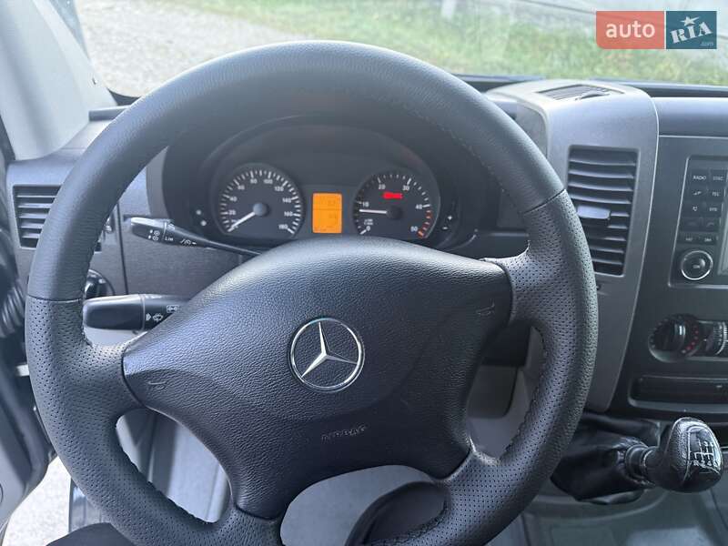 Вантажний фургон Mercedes-Benz Sprinter 2011 в Малинцях