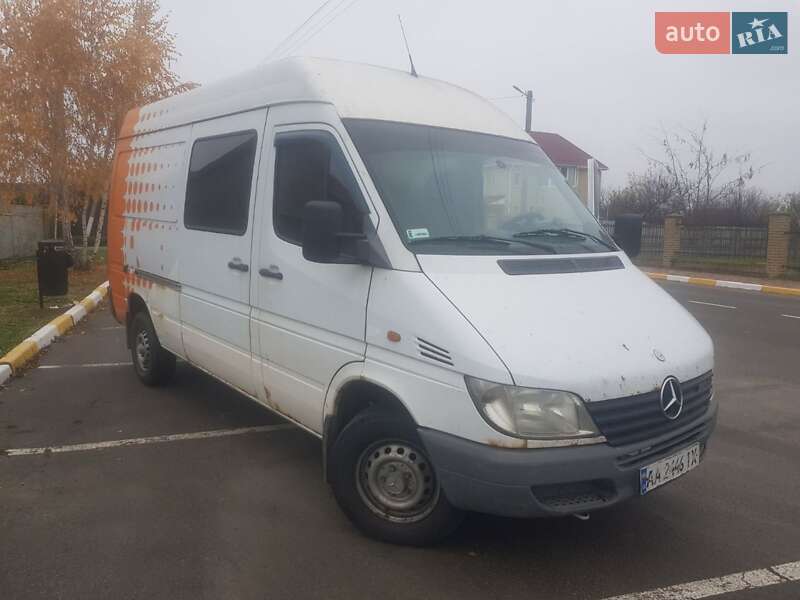Микроавтобус Mercedes-Benz Sprinter 2002 в Киеве фото 3 Микроавтобус Mercedes-Benz Sprinter 2002 в Киеве