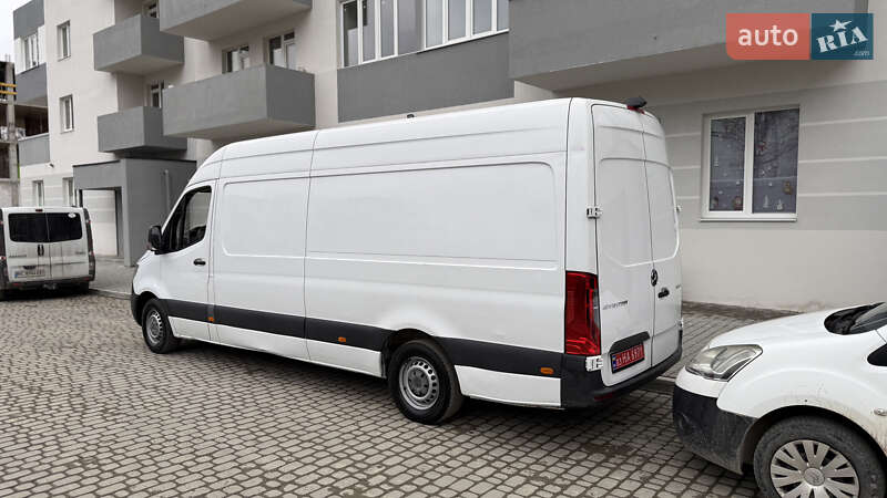 Вантажний фургон Mercedes-Benz Sprinter 2020 в Новояворівську