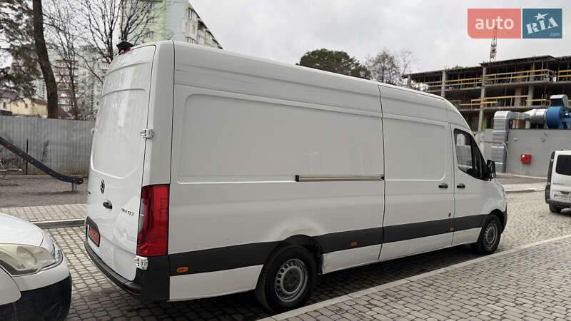 Вантажний фургон Mercedes-Benz Sprinter 2020 в Новояворівську
