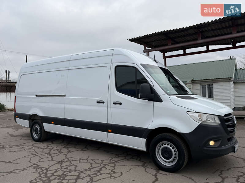 Вантажний фургон Mercedes-Benz Sprinter 2020 в Рівному