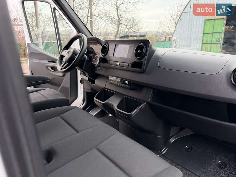 Вантажний фургон Mercedes-Benz Sprinter 2020 в Рівному