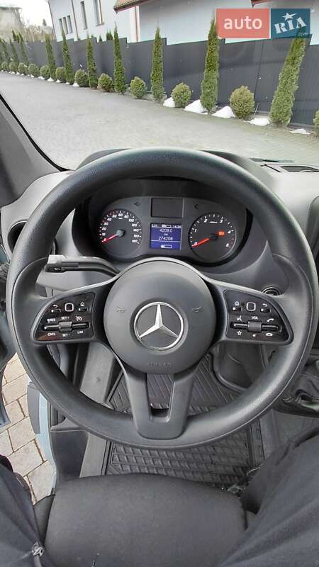 Грузовой фургон Mercedes-Benz Sprinter 2021 в Долине