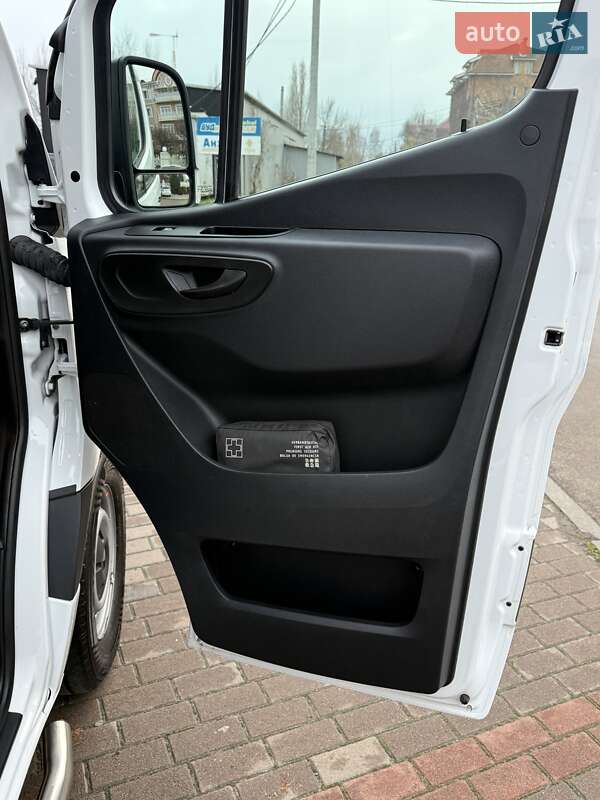 Вантажний фургон Mercedes-Benz Sprinter 2021 в Києві