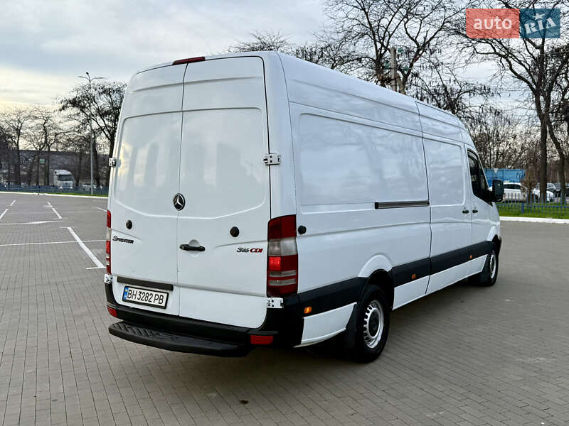 Вантажопасажирський фургон Mercedes-Benz Sprinter 2012 в Одесі
