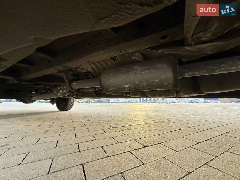 Вантажопасажирський фургон Mercedes-Benz Sprinter 2012 в Одесі