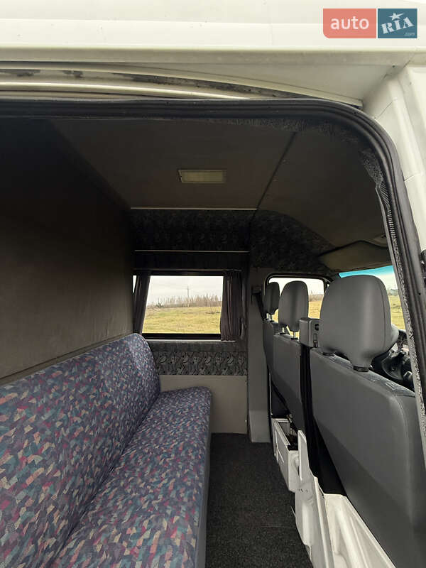 Вантажопасажирський фургон Mercedes-Benz Sprinter 2004 в Березному