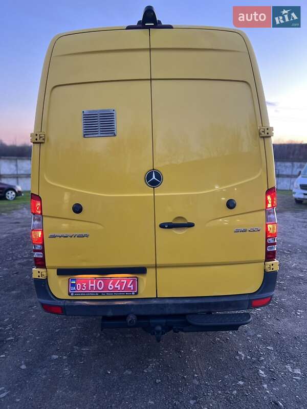 Вантажний фургон Mercedes-Benz Sprinter 2014 в Бершаді