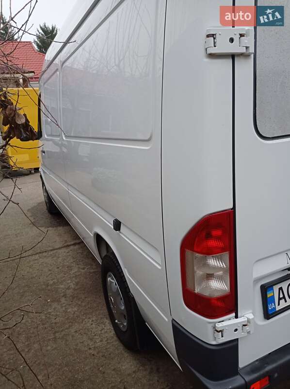 Вантажний фургон Mercedes-Benz Sprinter 2006 в Долинській