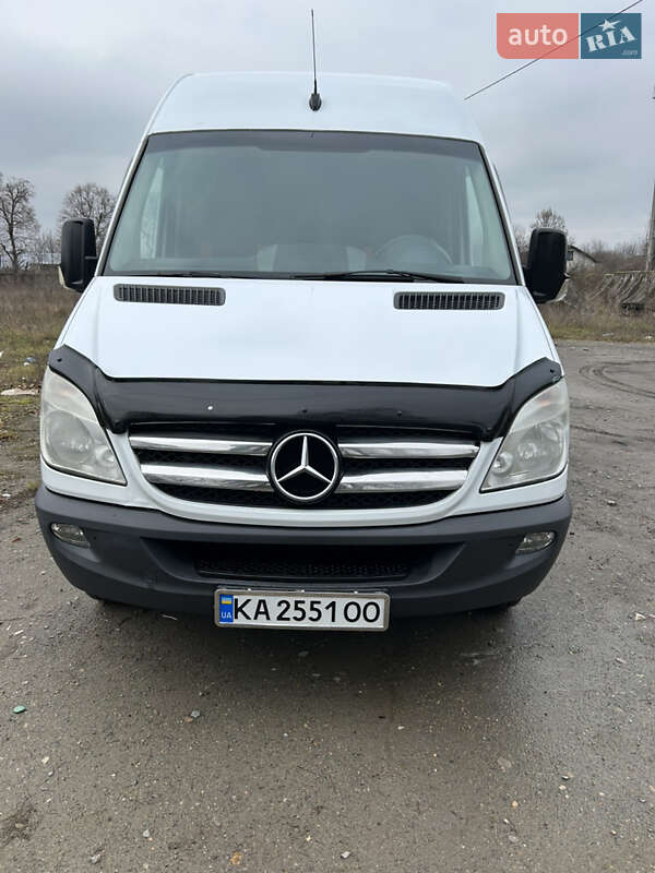 Вантажний фургон Mercedes-Benz Sprinter 2011 в Мельниці-Подільській