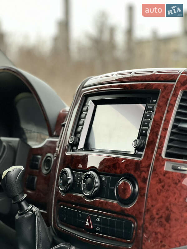 Вантажопасажирський фургон Mercedes-Benz Sprinter 2010 в Миколаєві