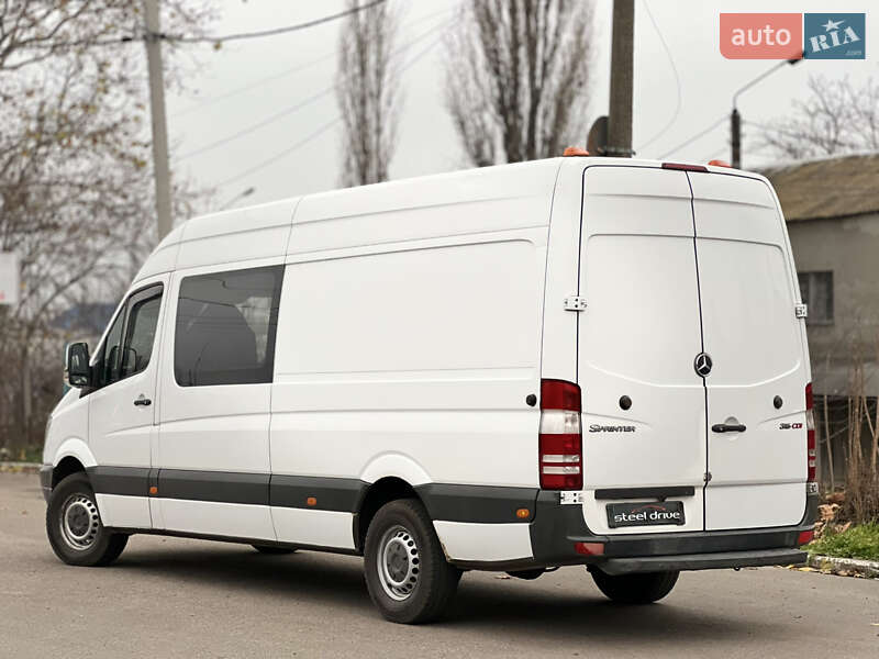 Вантажопасажирський фургон Mercedes-Benz Sprinter 2010 в Миколаєві