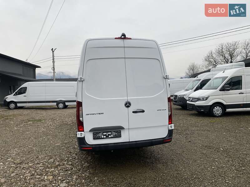 Вантажний фургон Mercedes-Benz Sprinter 2021 в Хусті