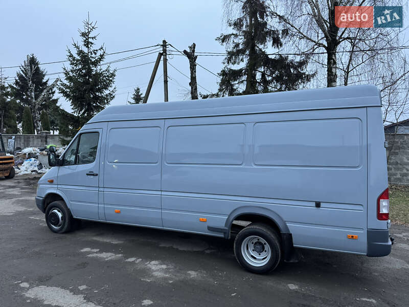 Вантажний фургон Mercedes-Benz Sprinter 2006 в Рівному фото 2 Вантажний фургон Mercedes-Benz Sprinter 2006 в Рівному