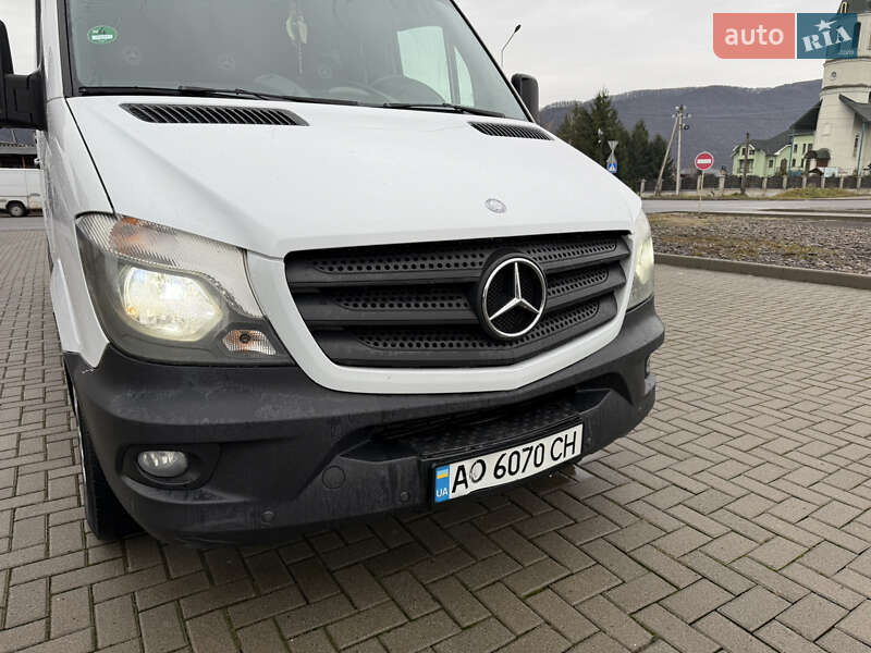Микровэн Mercedes-Benz Sprinter 2014 в Хусте фото 2 Микровэн Mercedes-Benz Sprinter 2014 в Хусте