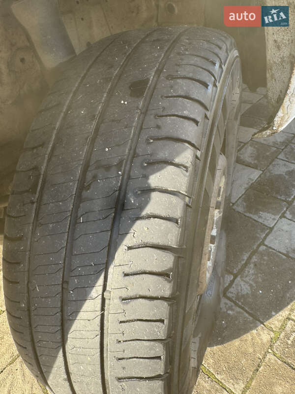 Мікроавтобус вантажний (до 3,5т) Mercedes-Benz Sprinter 2004 в Ужгороді фото 7 Мікроавтобус вантажний (до 3,5т) Mercedes-Benz Sprinter 2004 в Ужгороді