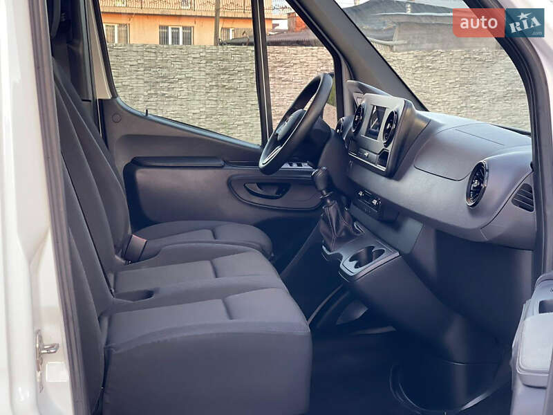 Мікроавтобус вантажний (до 3,5т) Mercedes-Benz Sprinter 2019 в Чернівцях