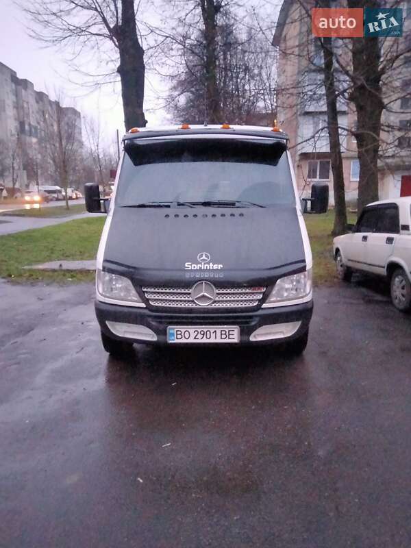 Mercedes-Benz Sprinter 2005