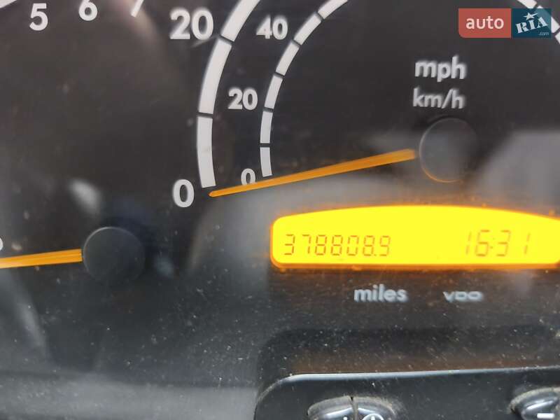 Грузопассажирский фургон Mercedes-Benz Sprinter 2004 в Воловце