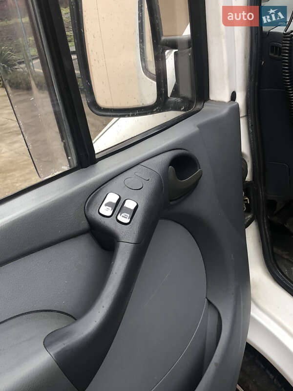 Мікроавтобус Mercedes-Benz Sprinter 2005 в Бучачі фото 10 Мікроавтобус Mercedes-Benz Sprinter 2005 в Бучачі