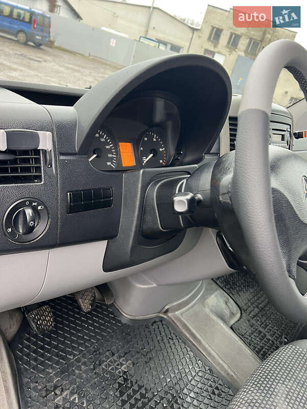 Вантажний фургон Mercedes-Benz Sprinter 2006 в Чернівцях