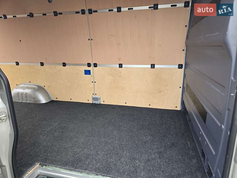 Вантажний фургон Mercedes-Benz Sprinter 2014 в Стрию