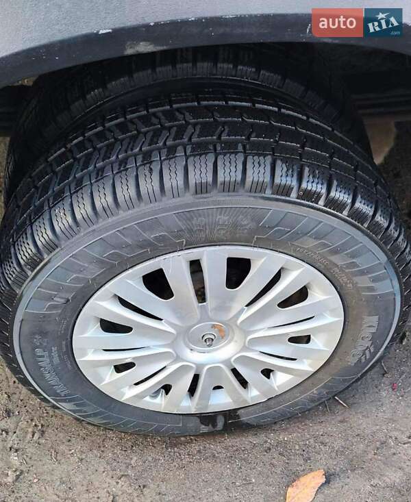 Вантажний фургон Mercedes-Benz Sprinter 1998 в Бершаді