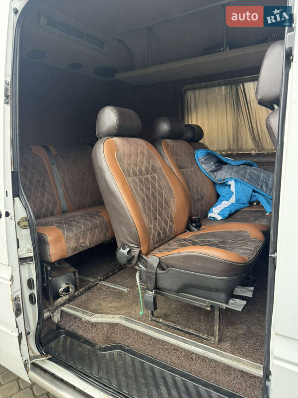 Минивэн Mercedes-Benz Sprinter 2001 в Чорткове