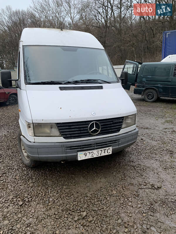 Грузовой фургон Mercedes-Benz Sprinter 1997 в Жидачове фото 2 Грузовой фургон Mercedes-Benz Sprinter 1997 в Жидачове