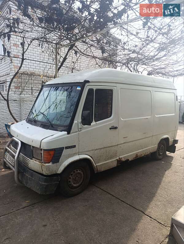 Вантажний фургон Mercedes-Benz Sprinter 1994 в Вознесенську фото 2 Вантажний фургон Mercedes-Benz Sprinter 1994 в Вознесенську
