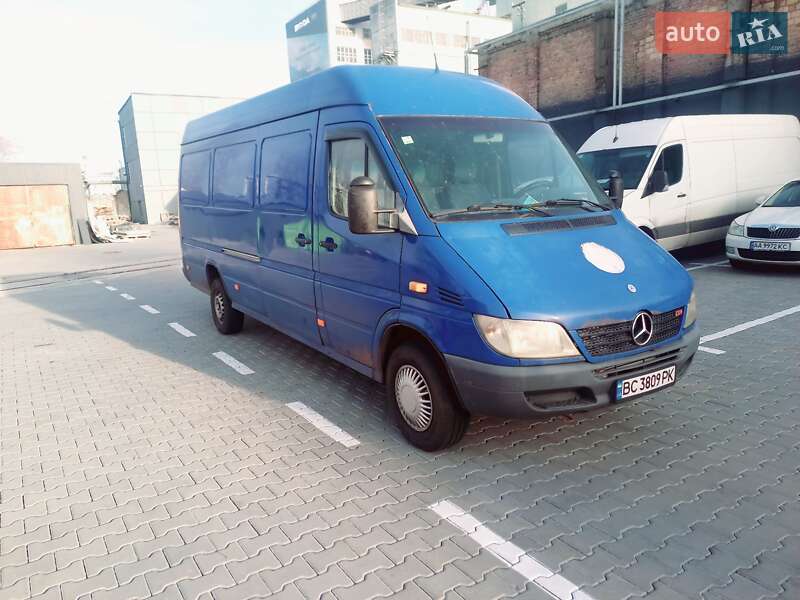 Mercedes-Benz Sprinter 2004 Mercedes-Benz Sprinter 2004