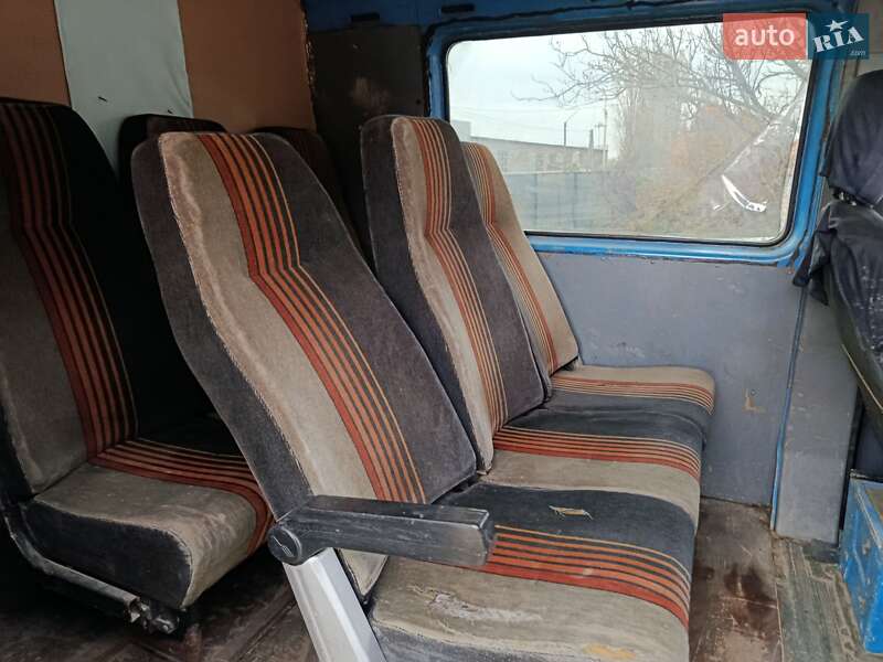 Мінівен Mercedes-Benz Sprinter 2003 в Новоселиці