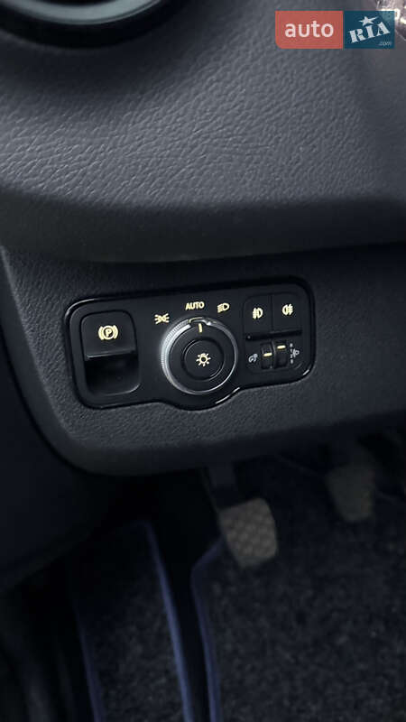 Вантажний фургон Mercedes-Benz Sprinter 2020 в Чернівцях фото 13 Вантажний фургон Mercedes-Benz Sprinter 2020 в Чернівцях