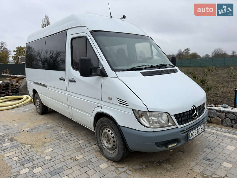 Mercedes-Benz Sprinter 2005