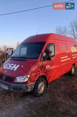 Грузовой фургон Mercedes-Benz Sprinter 2006 в Вараше