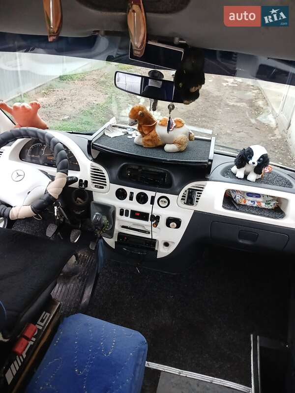 Туристический / Междугородний автобус Mercedes-Benz Sprinter 2001 в Киеве