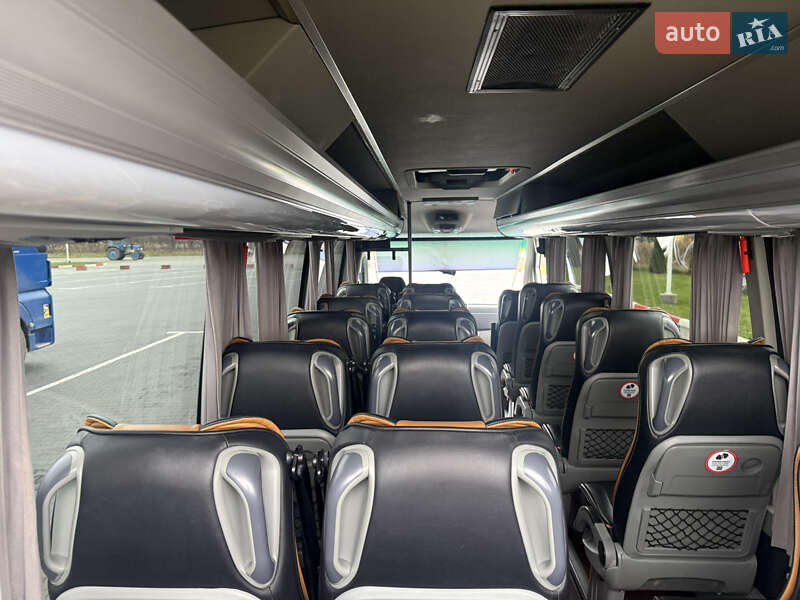 Туристичний / Міжміський автобус Mercedes-Benz Sprinter 2018 в Чернівцях