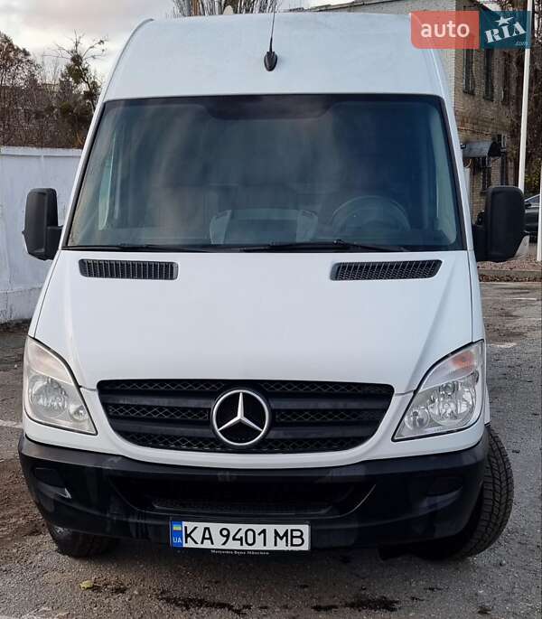 Грузовой фургон Mercedes-Benz Sprinter 2011 в Киеве фото 2 Грузовой фургон Mercedes-Benz Sprinter 2011 в Киеве