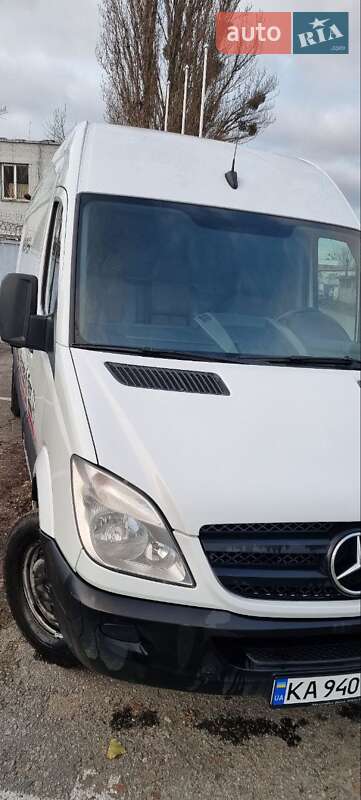 Грузовой фургон Mercedes-Benz Sprinter 2011 в Киеве фото 3 Грузовой фургон Mercedes-Benz Sprinter 2011 в Киеве