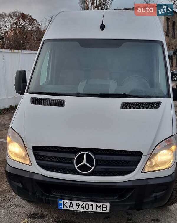 Грузовой фургон Mercedes-Benz Sprinter 2011 в Киеве фото 11 Грузовой фургон Mercedes-Benz Sprinter 2011 в Киеве