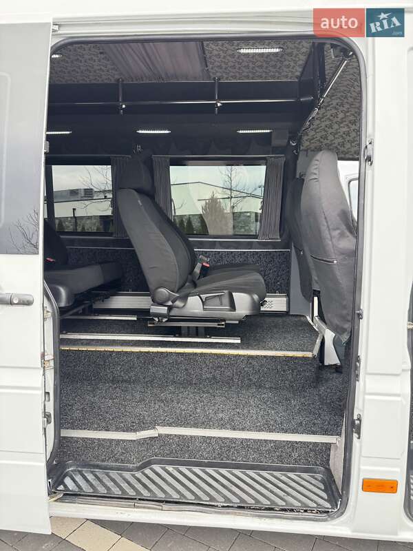 Универсал Mercedes-Benz Sprinter 2002 в Мукачево фото 24 Универсал Mercedes-Benz Sprinter 2002 в Мукачево