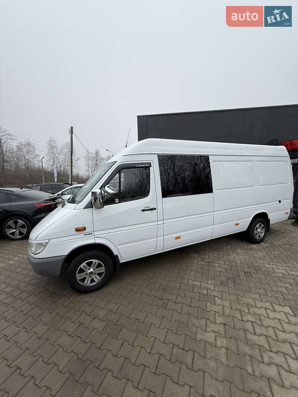 Mercedes-Benz Sprinter 2003