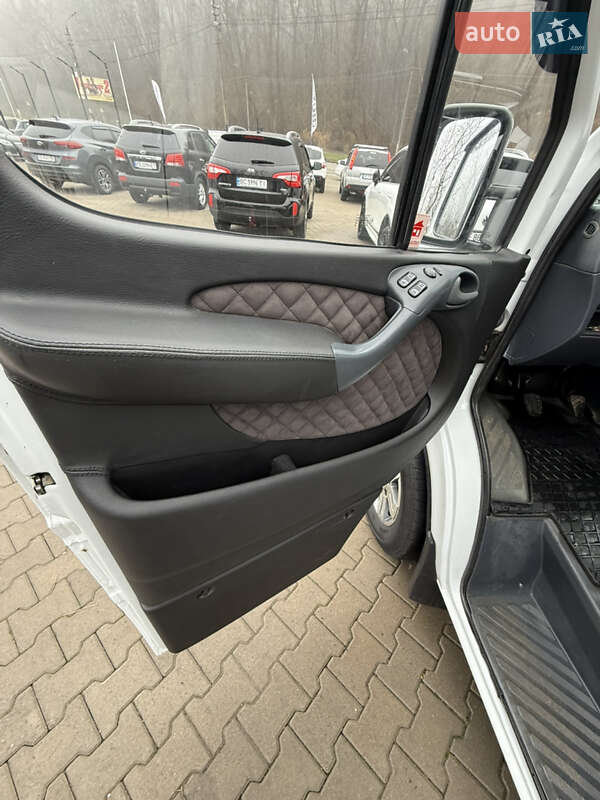 Универсал Mercedes-Benz Sprinter 2003 в Черновцах